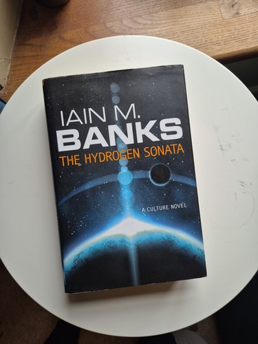 The hydrogen sonata - sonata, iain